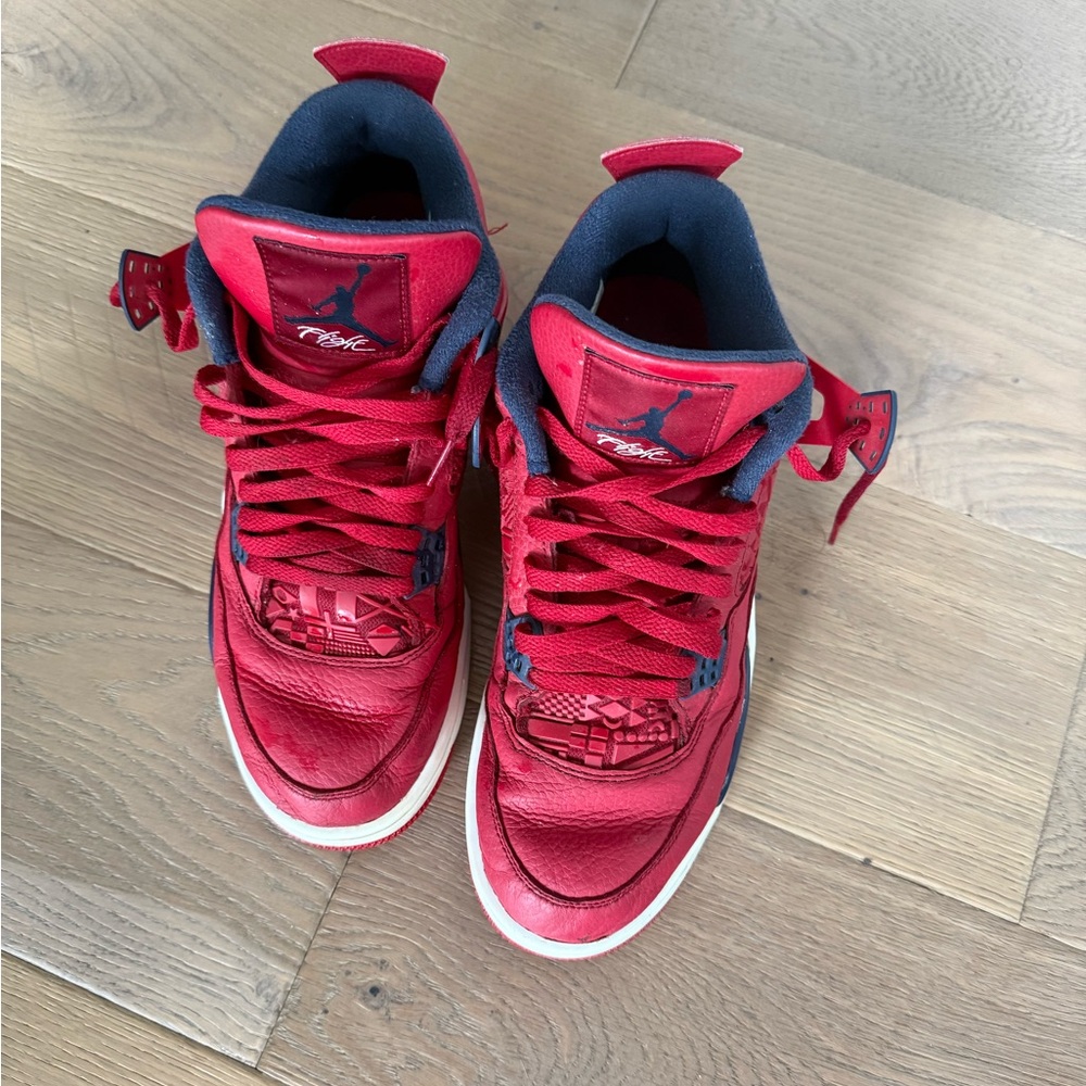 Jordan 4 Retro